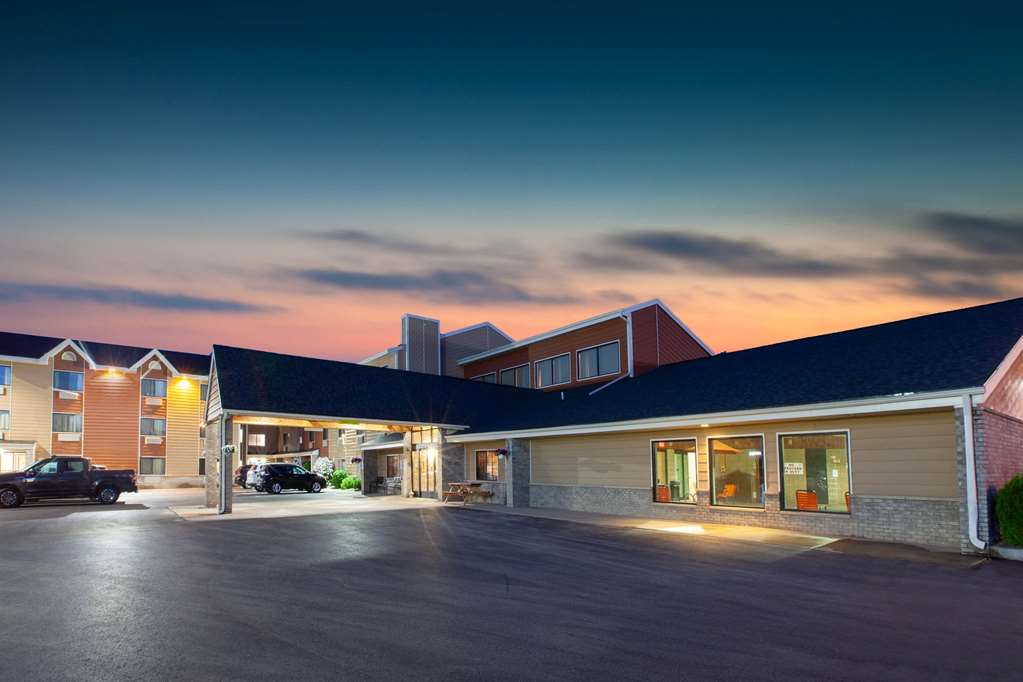 AmericInn by Wyndham Iron River — hotel in Iron River