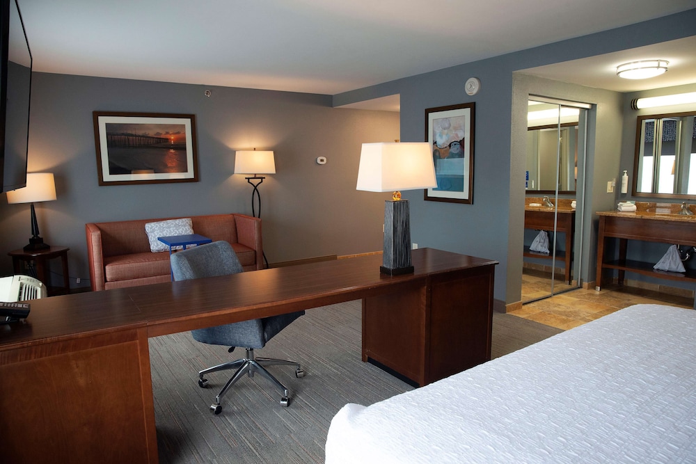 Hampton Inn & Suites Jacksonville - photo 4