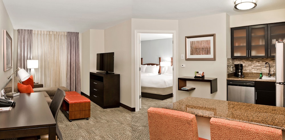 Staybridge Suites Charlotte Ballantyne by IHG - photo 23