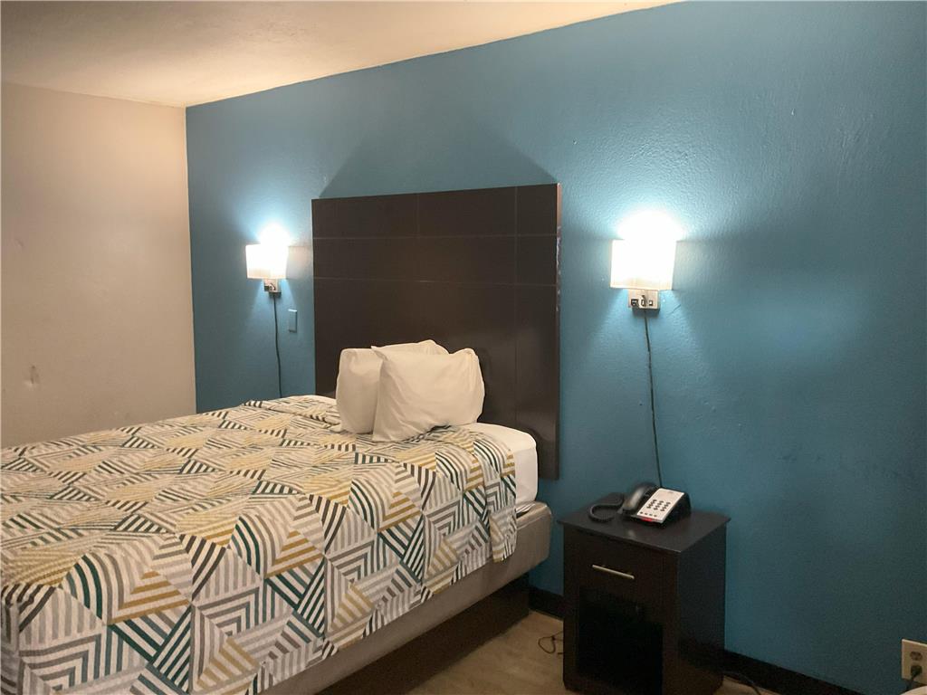 OYO Hotel Baton Rouge Mid City - photo 8