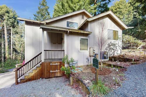 Arcata Townhouse 15476835 — Arcata