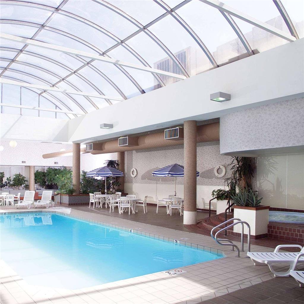 Radisson Hotel Bismarck - photo 8