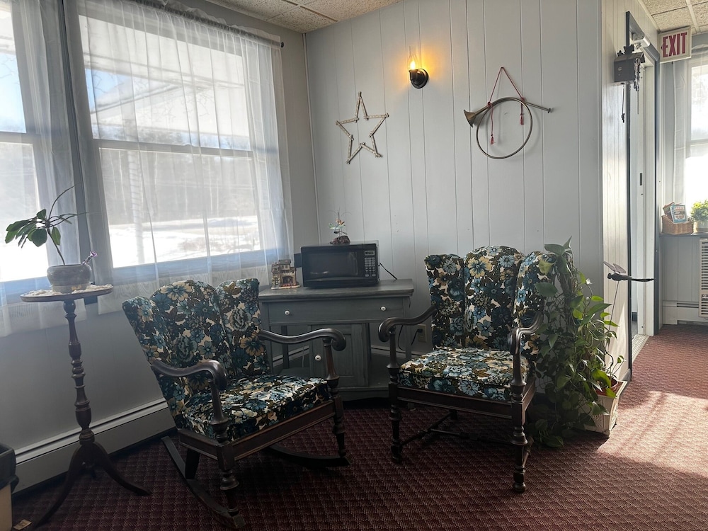 The Wayside Inn - photo 4