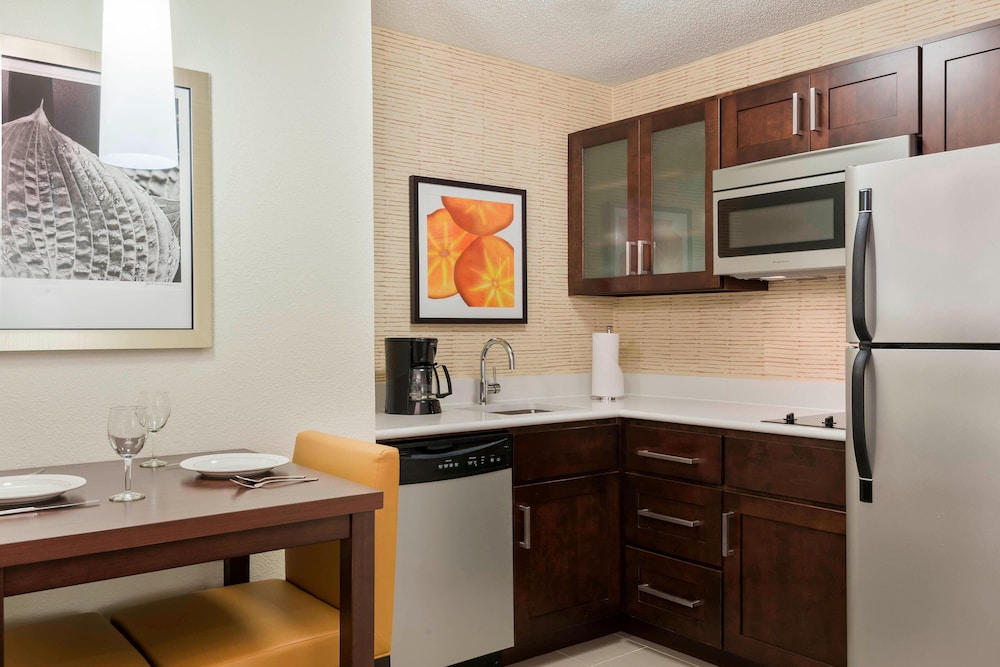 Residence Inn by Marriott Fort Myers - photo 9