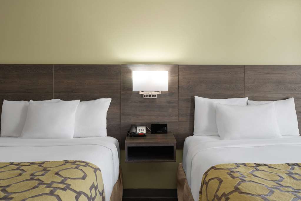 Baymont by Wyndham Kingsland - photo 14