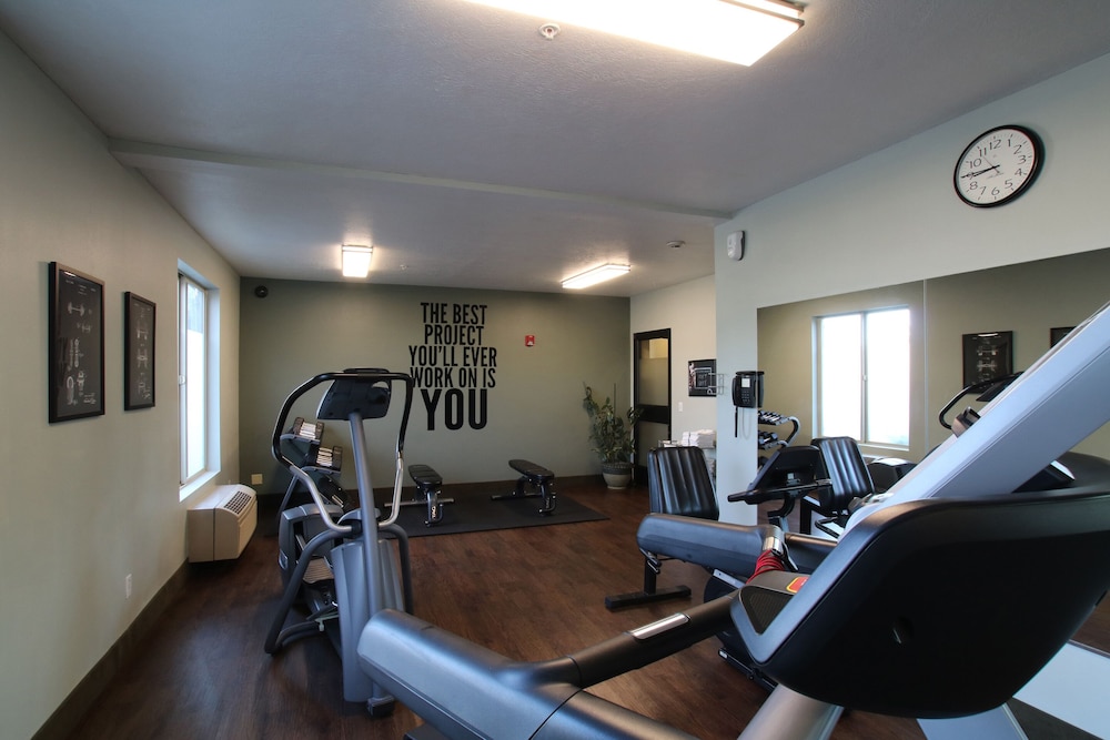 Oxford Suites Spokane Valley - photo 32