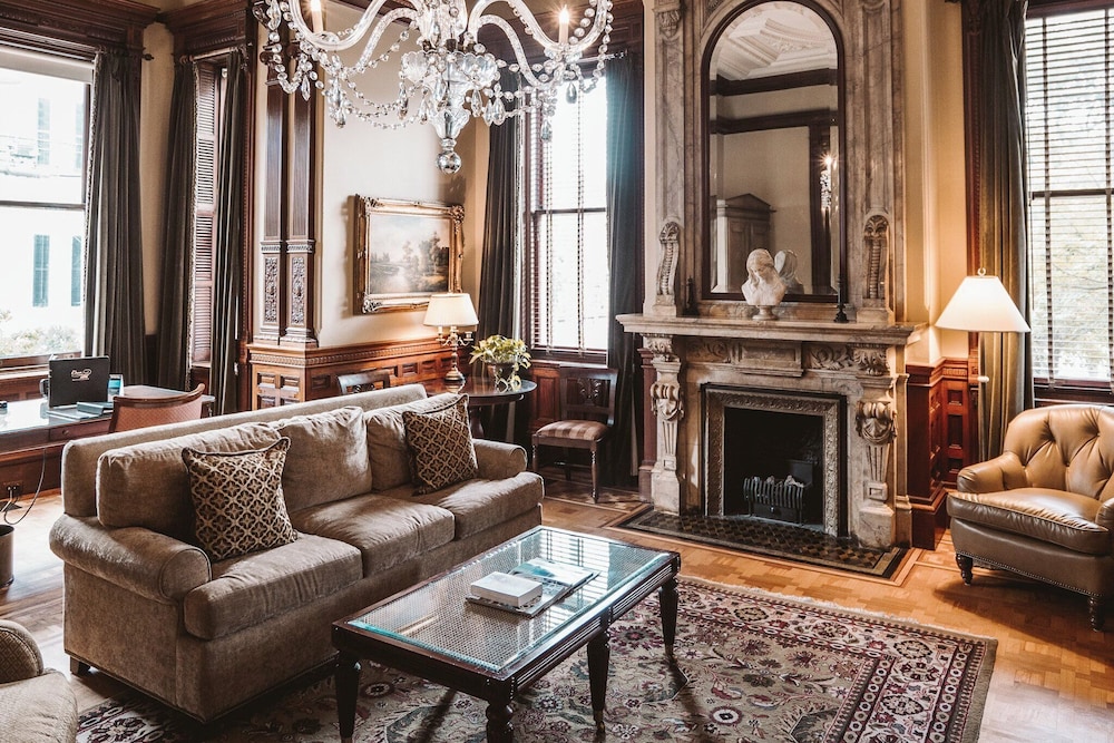 Wentworth Mansion - photo 34