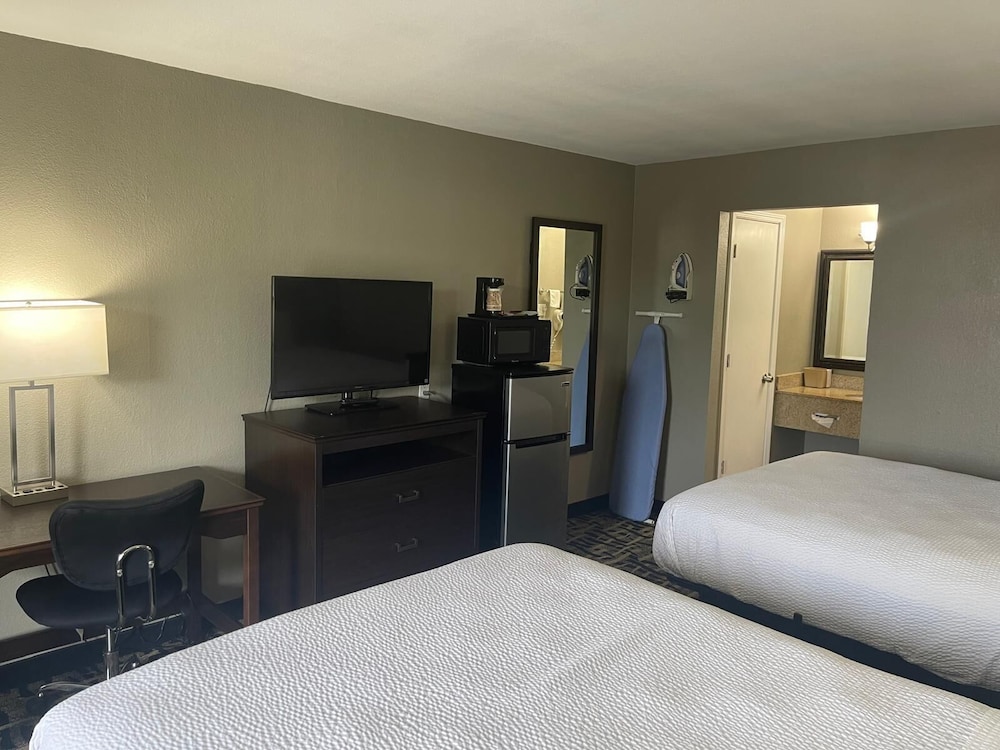 Homegate Inn And Suites Collierville TN - photo 5