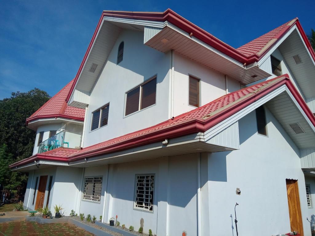 RosePlace Guesthouse — 5-Star Luxury Hotel in Tangub, Philippines