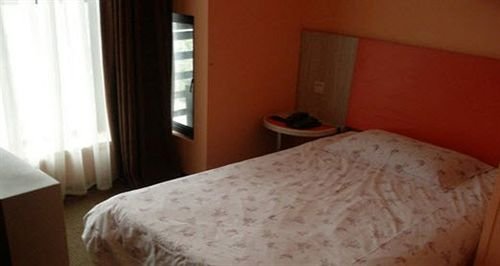 Mercure Shenzhen Sports Center — 4-Star Luxury Hotel in Shenzhen, People's Republic of China