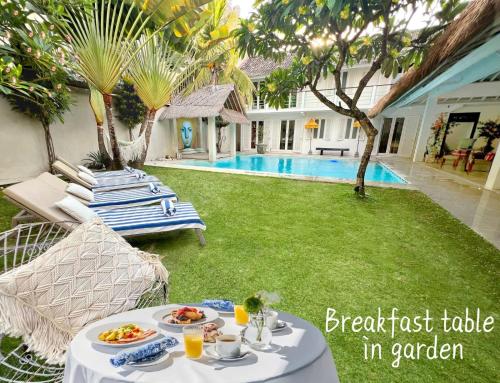 Villa Anh Yeu 6 BR in Central Seminyak with Huge Pool & Garden — 4-Star Luxury Hotel in Seminyak, Indonesia