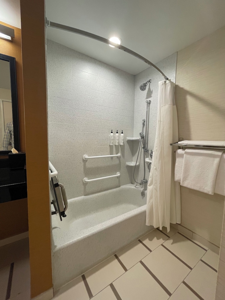 Fairfield Inn & Suites Athens - photo 23