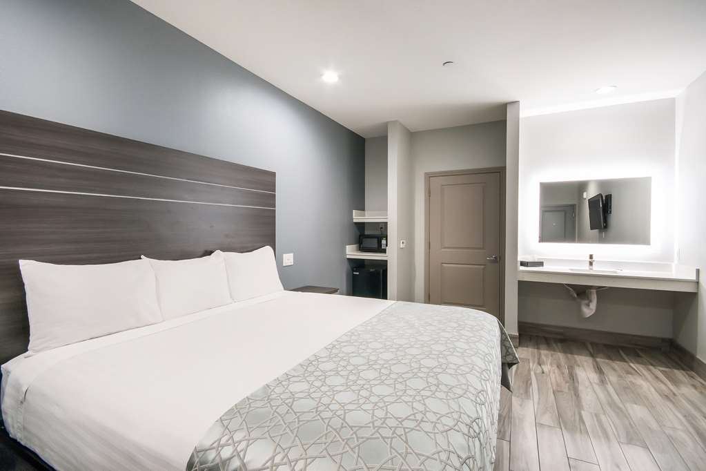 Americas Best Value Inn & Suites NE Houston Downtown I 610 - photo 26