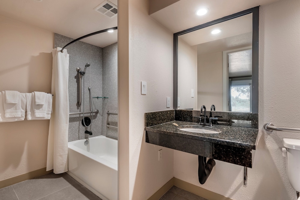 Voco Kissimmee Orlando By IHG - photo 38