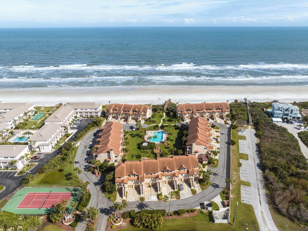 Sea Salt Five Bedroom Home — 4-Star Luxury Hotel in Saint Augustine, United States