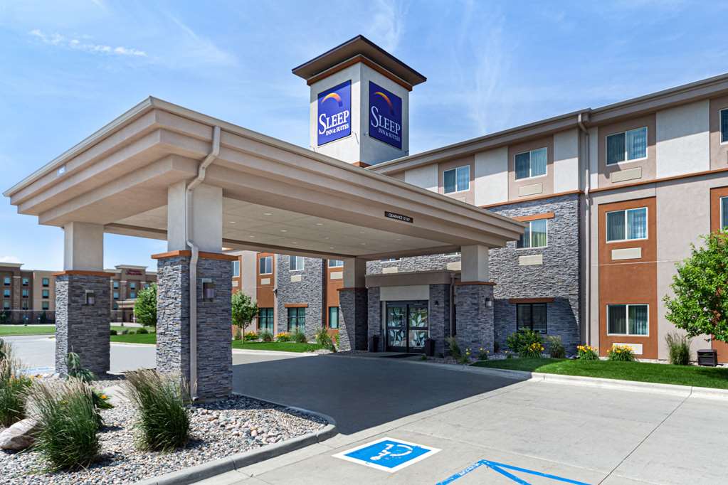 Sleep Inn & Suites Fargo Medical Center - photo 3