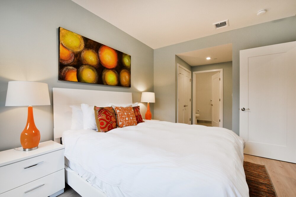 Global Luxury Suites Longwood Medical - photo 7