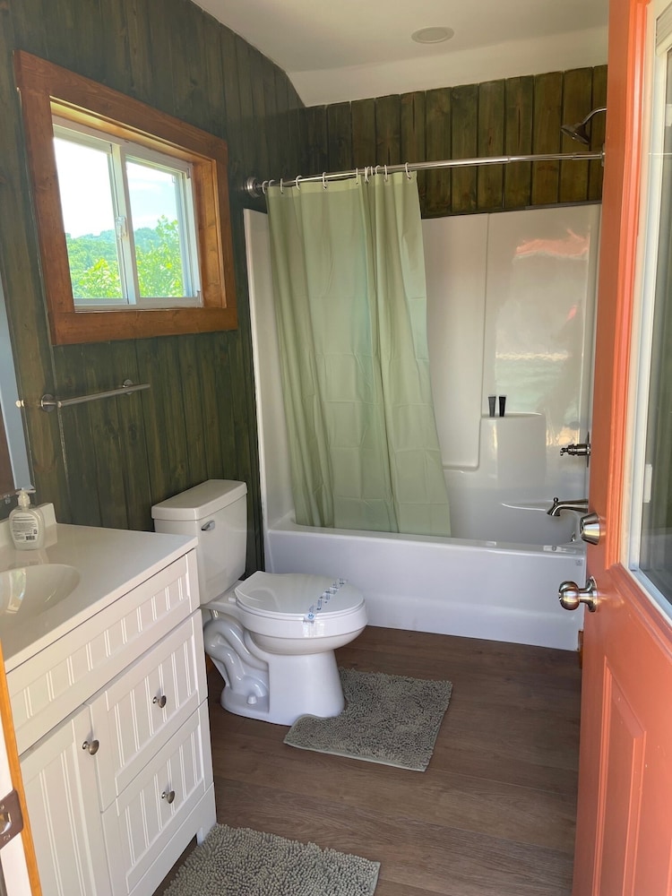 Mountain Aire Cottages & Inn - photo 240