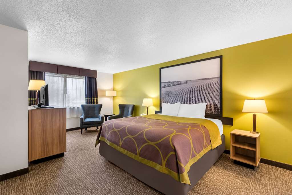 Super 8 by Wyndham Oelwein - photo 28