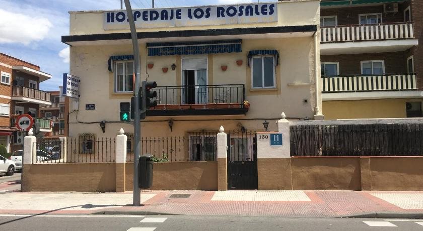 Hospedaje Los Rosales Madrid hotel