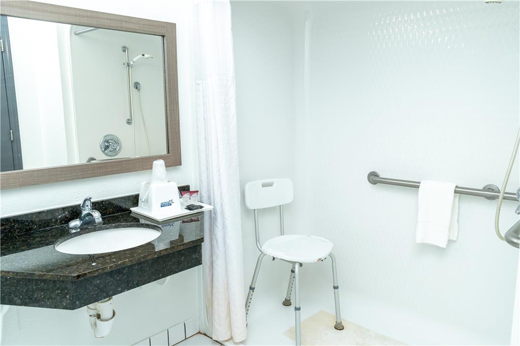 Americas Best Value Inn Donaldsonville - photo 54