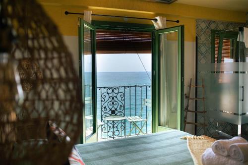Joanna Hotel — Peniscola