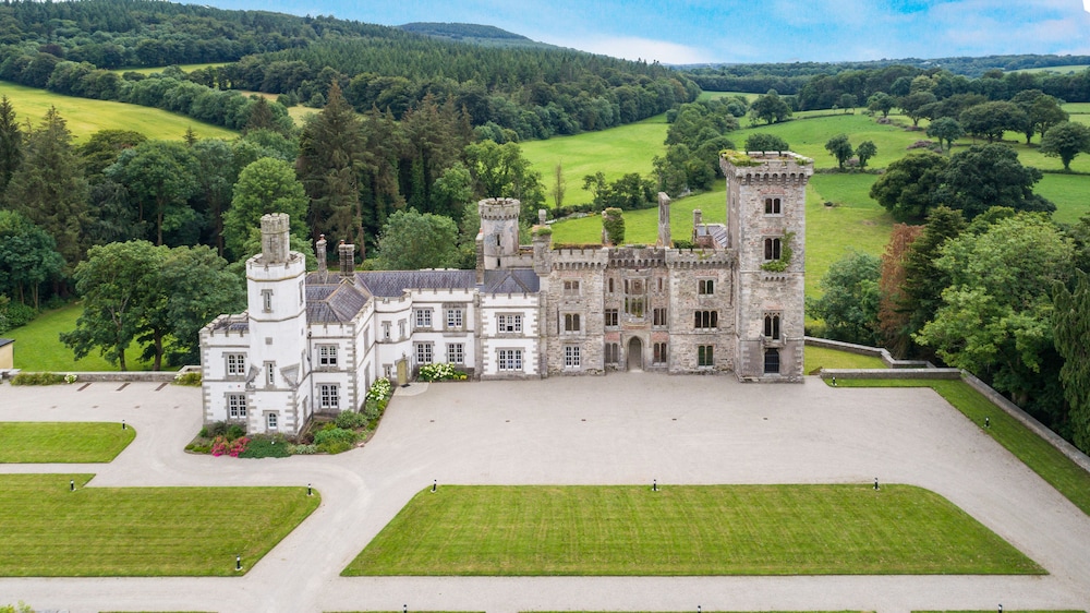 Wilton Castle — 4-Star Luxury Hotel in Enniscorthy, Republic of Ireland