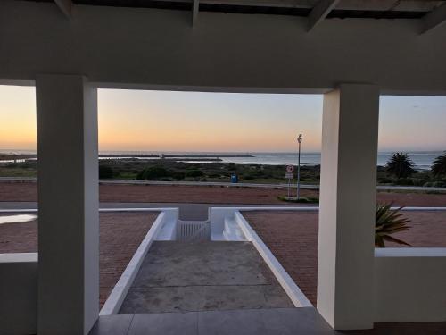 Lazy Days Apartments Lambert's Bay — 4-Star Luxury Hotel in Lambertʼs Bay, South Africa