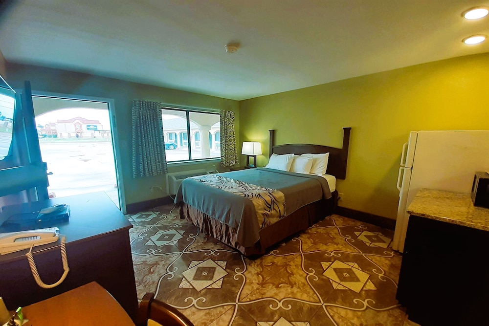Aransas Bay Inn & Suites Corpus Christi by OYO - photo 7