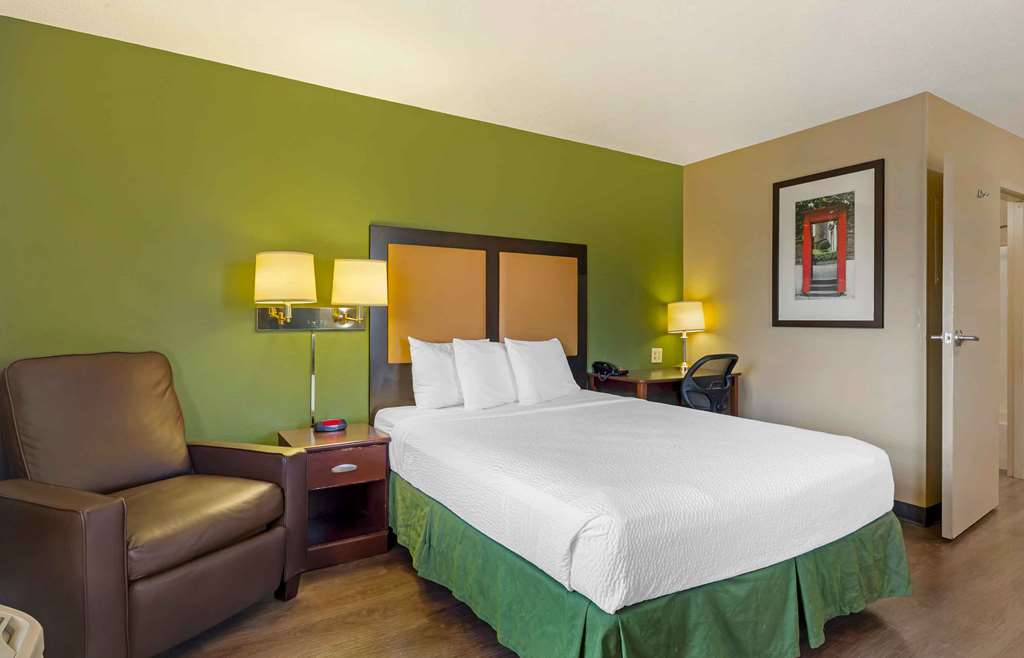 Extended Stay America Suites Hartford Meriden - photo 14