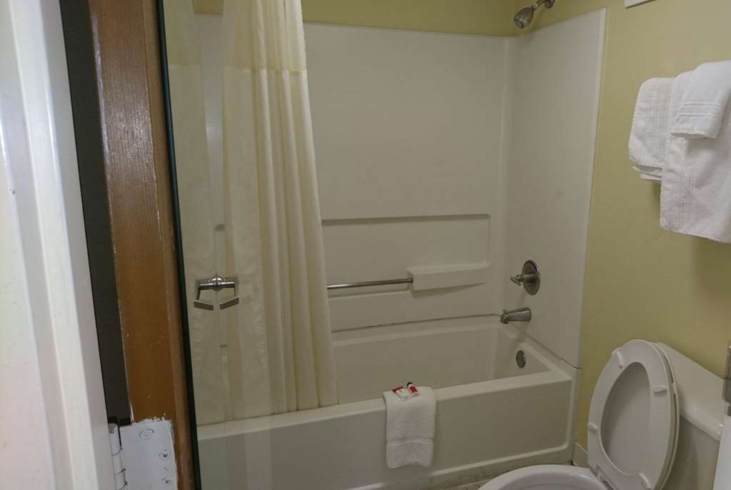 Travelodge by Wyndham Knoxville East - photo 21