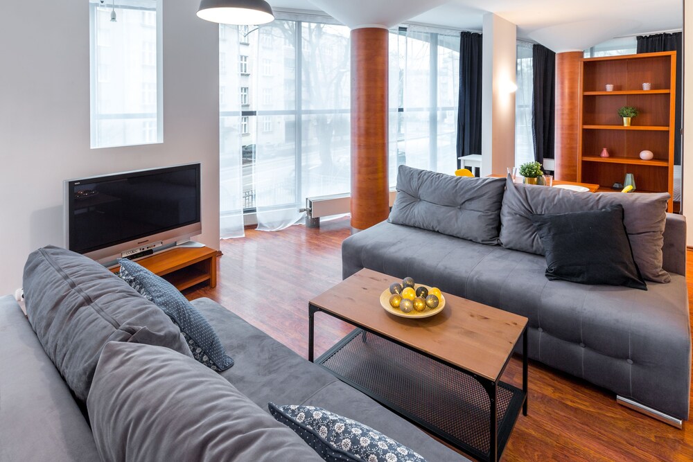 NOOK NOOK Apartments Kazimierza Wielkiego 104 — 4-Star Luxury Hotel in Krakow, Poland