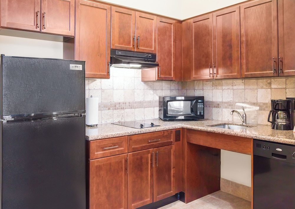 Staybridge Suites El Paso Airport by IHG - photo 21