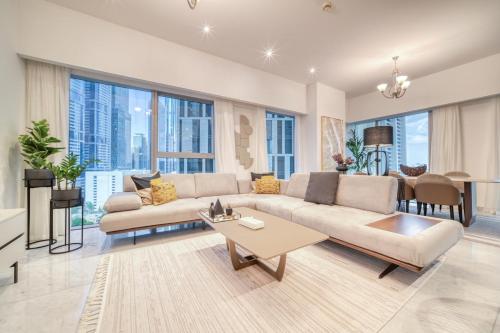 Central Park Towers City View DIFC Mint Stay - carbon neutral hotel in Dubai