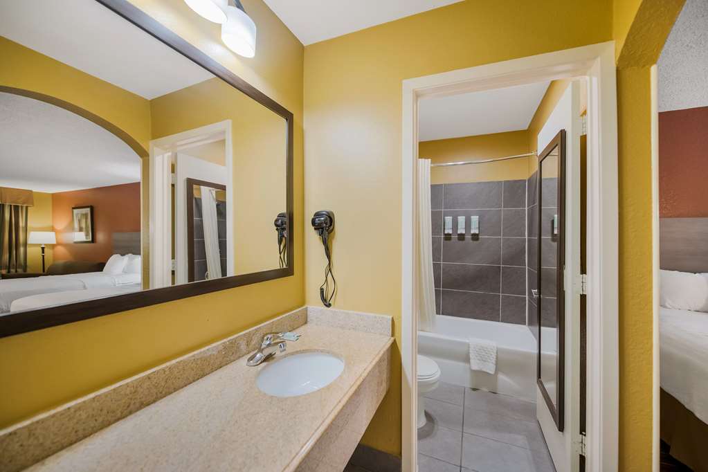 SureStay Hotel by Best Western Mt Pleasant - photo 31