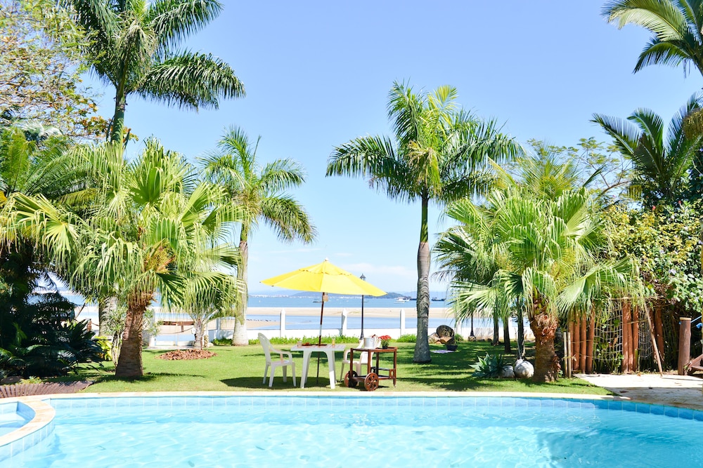 Encantos da Ilha Pousada - last minute hotel in Florianopolis