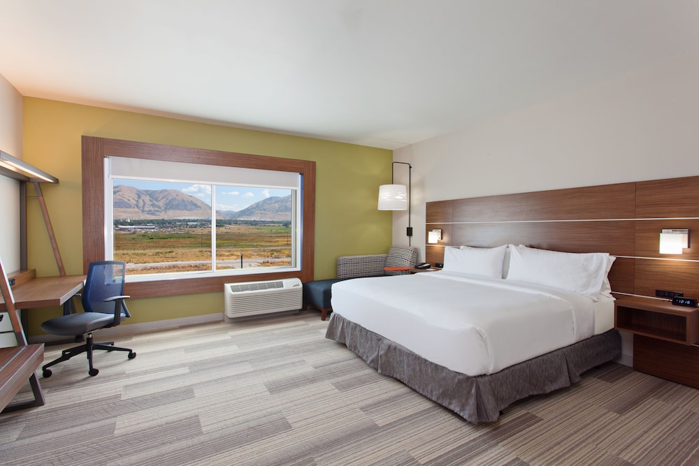 Holiday Inn Express & Suites Brigham City North Utah by IHG - photo 8
