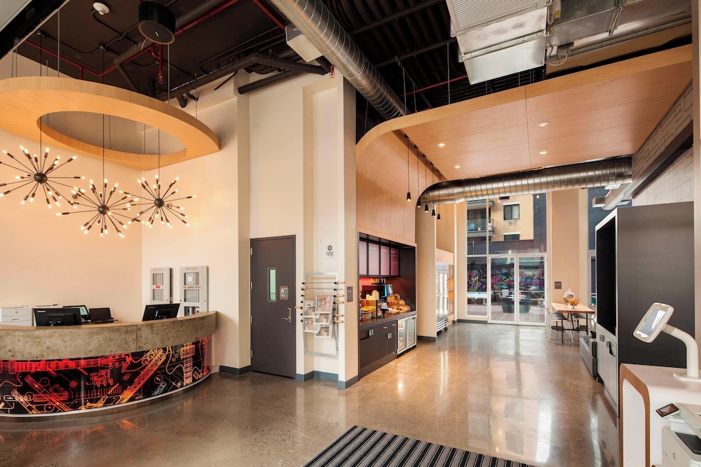 Aloft Long Island City Manhattan View - photo 17