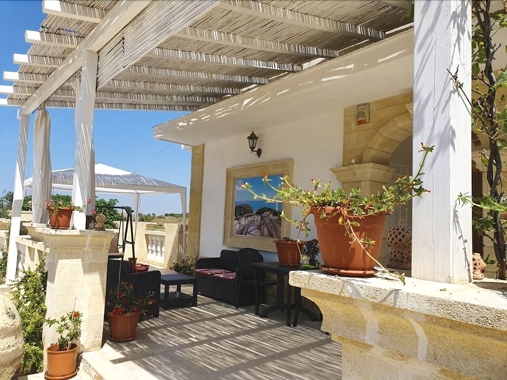 Le Anfore Del Salento — Torricella
