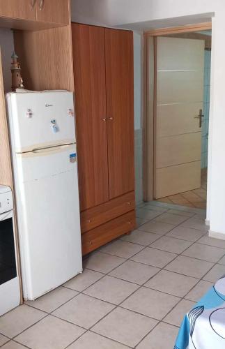 Giannis’ House — Polichnitos — photo 3