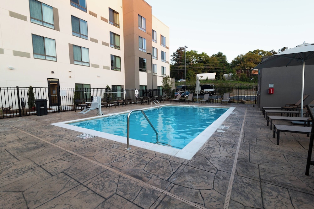 Courtyard by Marriott Cartersville - photo 22