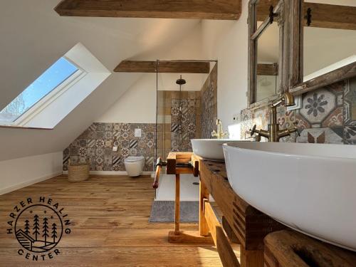 Harzer Healing Center 2025 Himmlische Landhauswohnung Mit Fussbodenheizung Xxl Kochinsel Xxl Regendusche Modern Hochwertig Personlich Vollausgestattet — Elbingerode