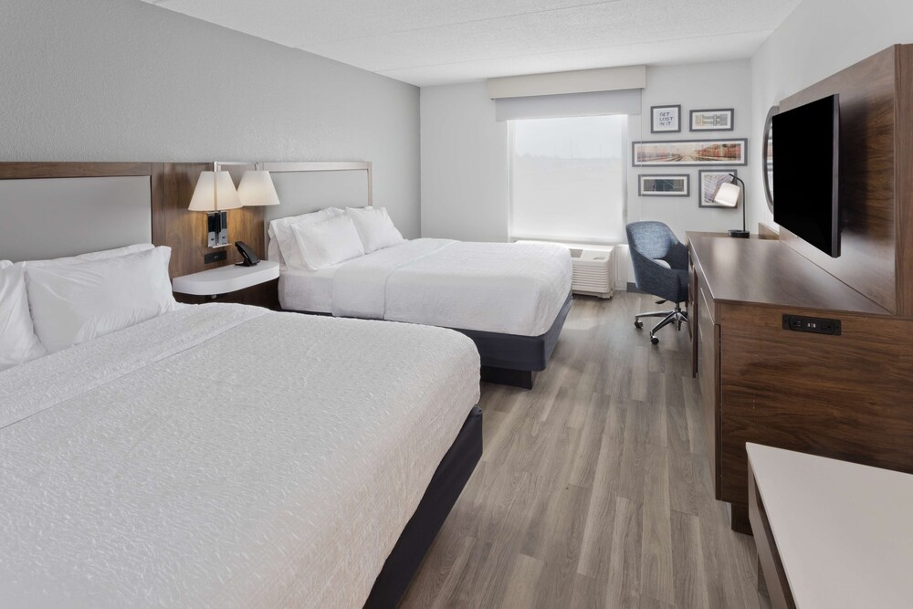 Hampton Inn & Suites Lanett West Point - photo 11