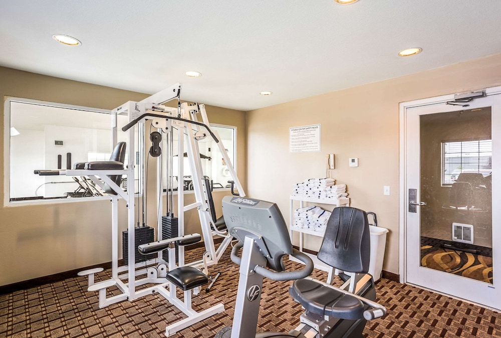 MainStay Suites Cedar Rapids North Marion - photo 45