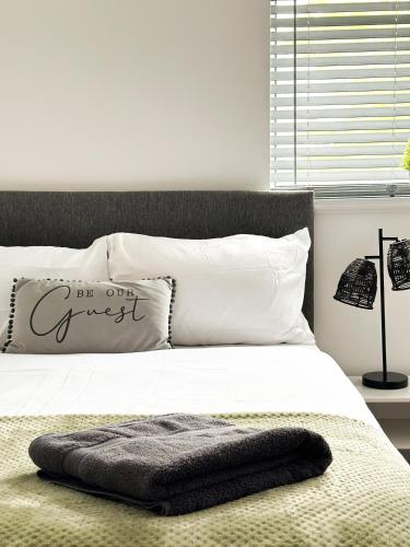 NEC Airport HS2 4min drive to NEC — hotel near Birmingham Airport