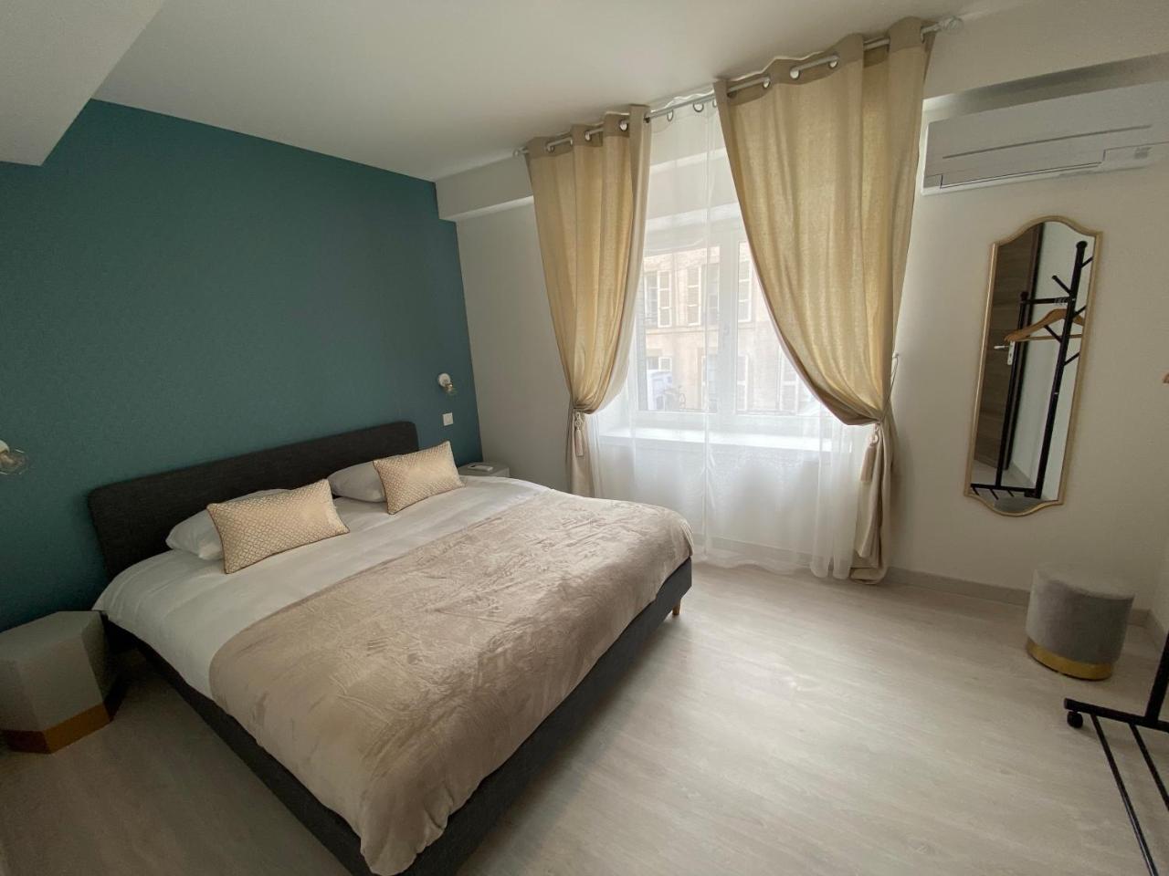 La Terrasse du Faubourg in Beaune, France