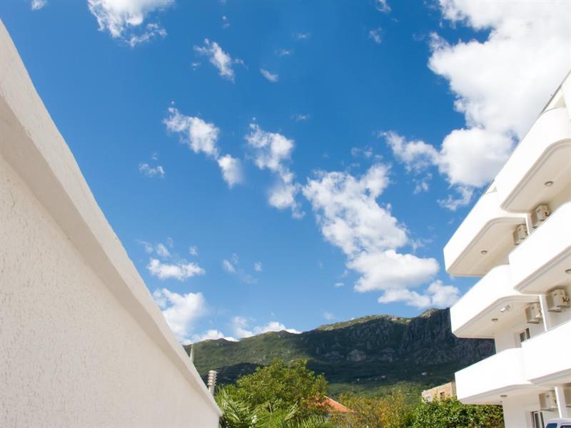 Apartments Bianca — 4-Star Luxury Hotel in Herceg-Novi, Montenegro