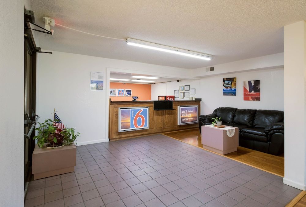 Motel 6 Holyoke MA - photo 29