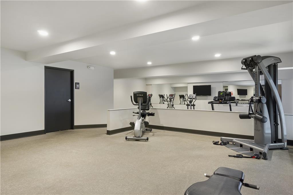 Best Western Seattle Airport Hotel - photo 34