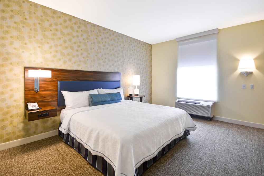 Home2 Suites by Hilton Dallas Addison - photo 6